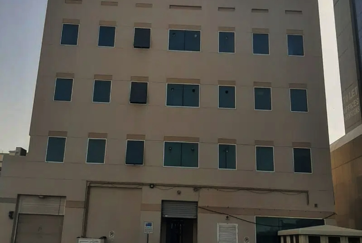 368sqft office with mezzanine for rent in Al Qubaisi