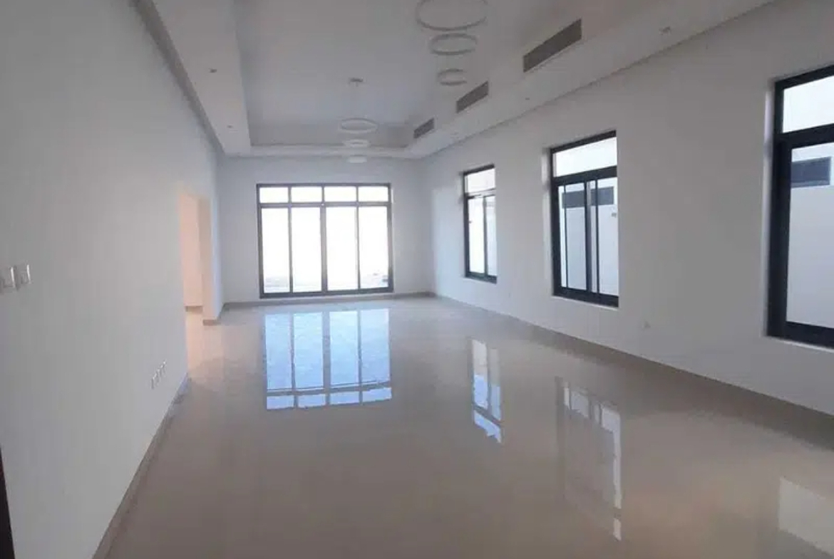 6 Bedrooms Villa for Rent in Al Khawaneej