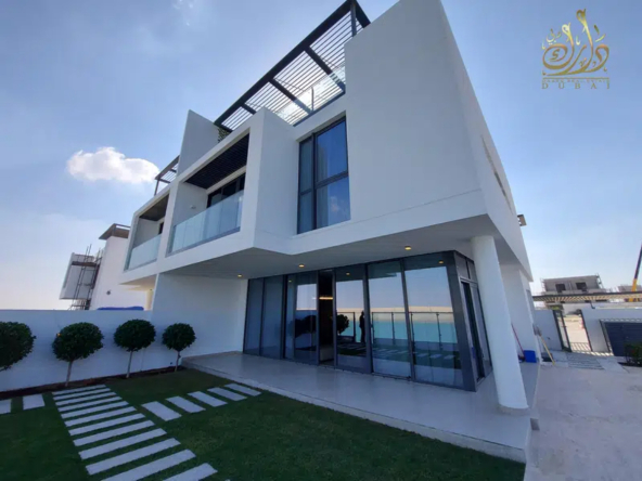 Beach Front 4 Bedroom Villa for Sale in Sharjah Water Front City